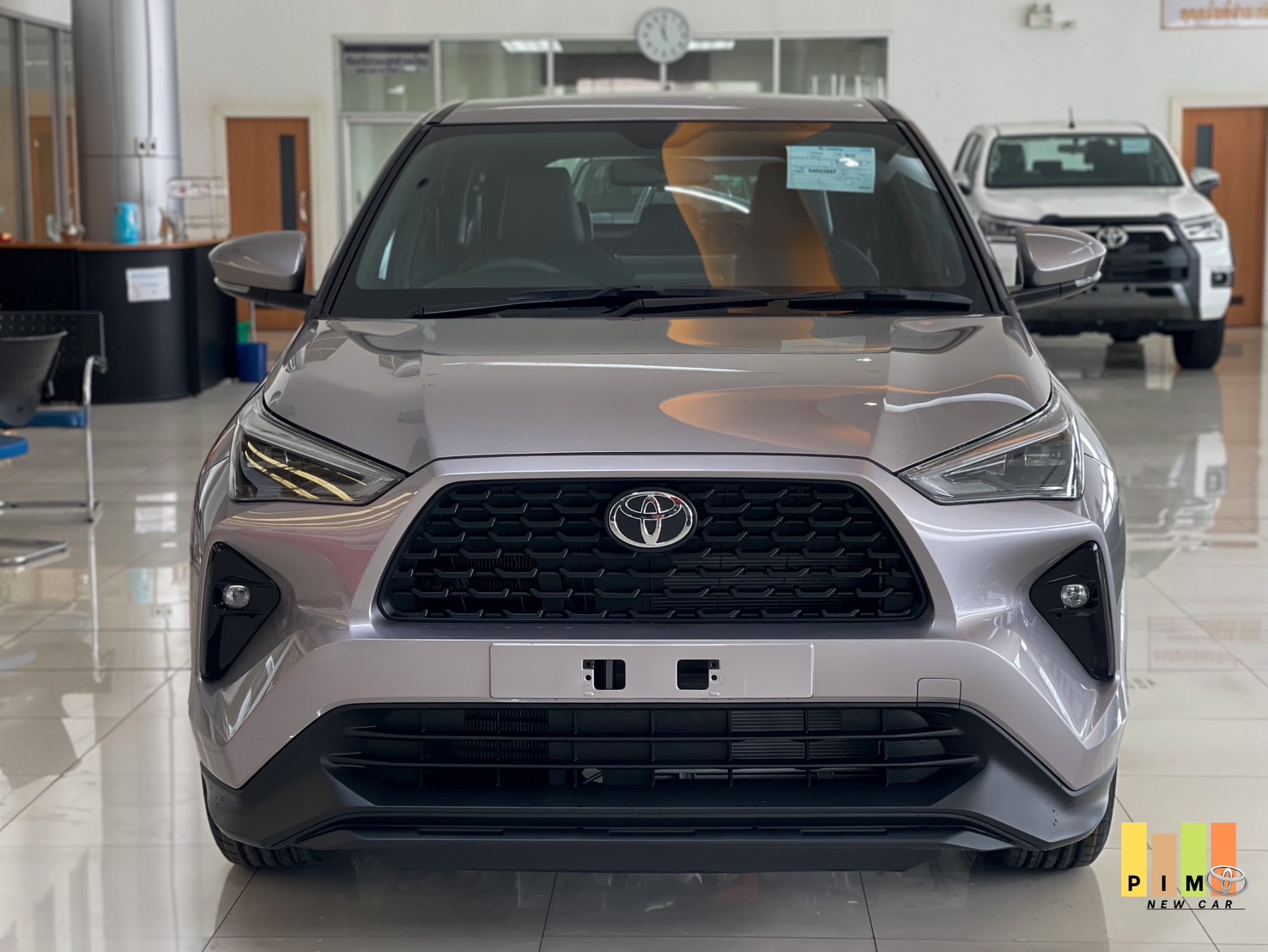 toyta yaris cross smart ด้านหน้า
