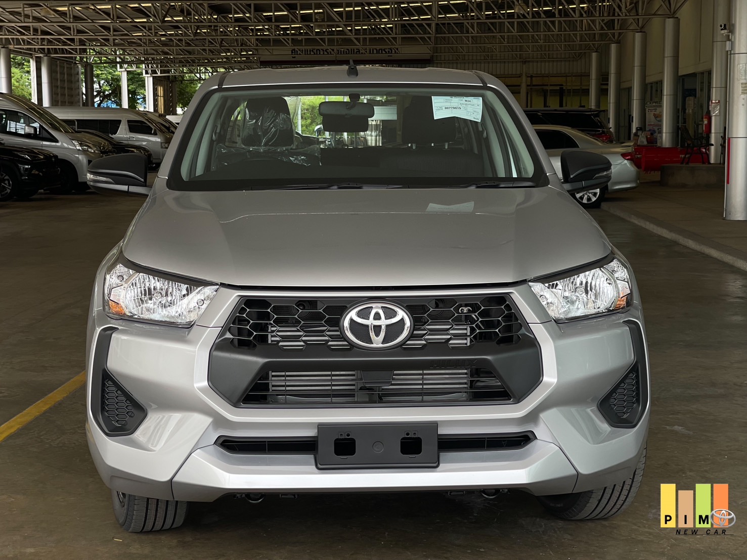 ตารางผ่อน รีโว่ z edition 4 ประตู at สีบรอนเงิน