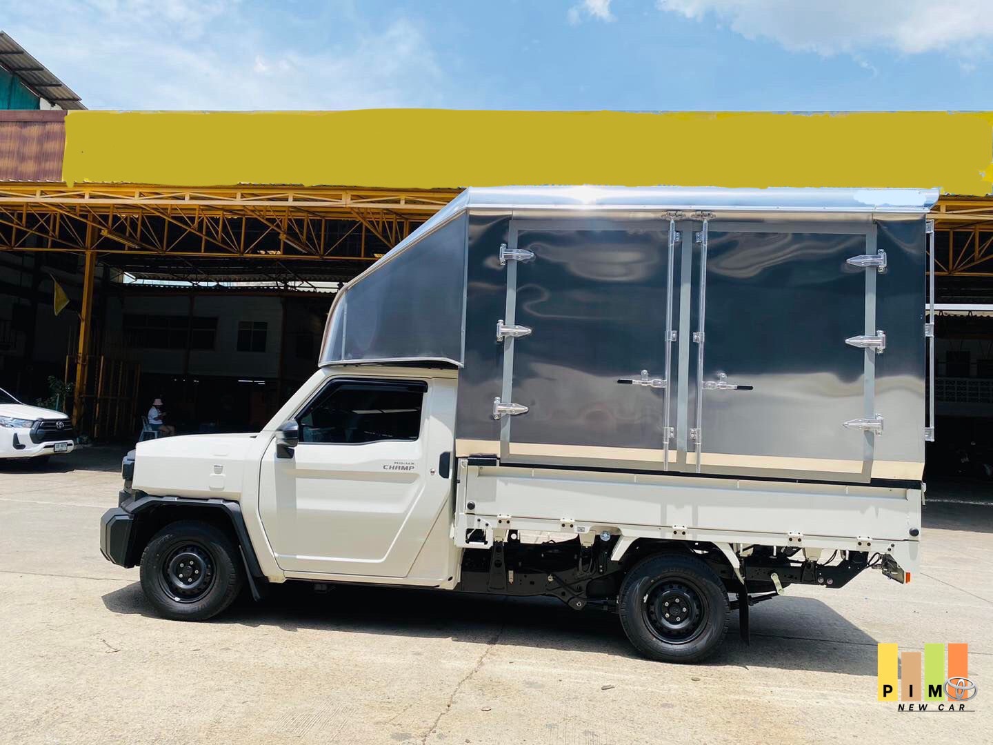 toyota champ ตู้ทึบ อลูมิเนียม