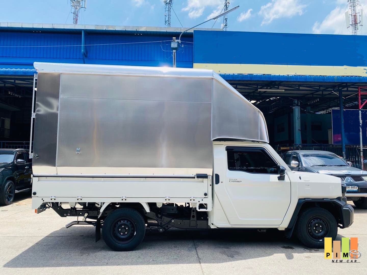 toyota champ ตู้ทึบอลูมิเนียม footruck