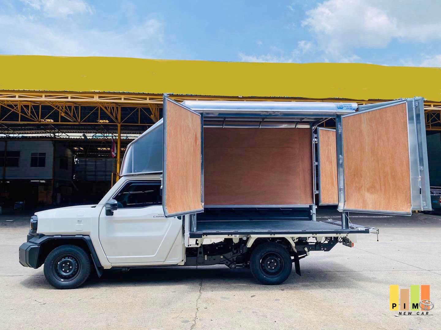 toyota champ ตู้ทึบเปิดด้านข้าง